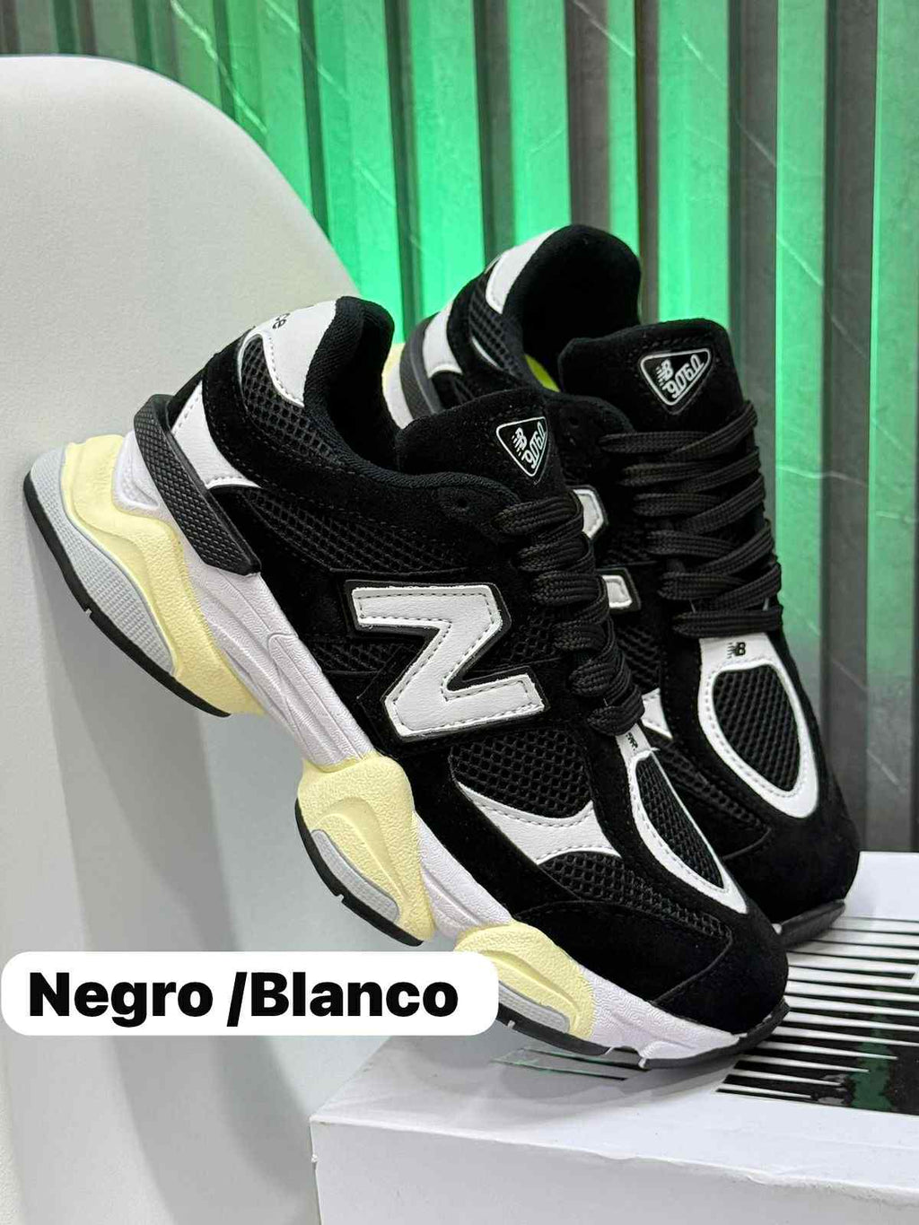 NEW BALANCE 9060  MUJER