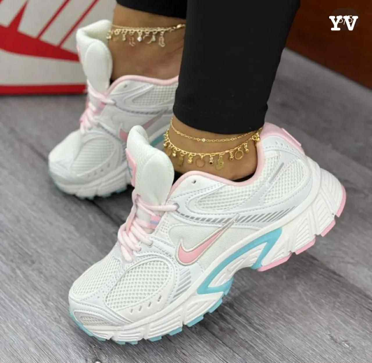 NIKE V2K MUJER