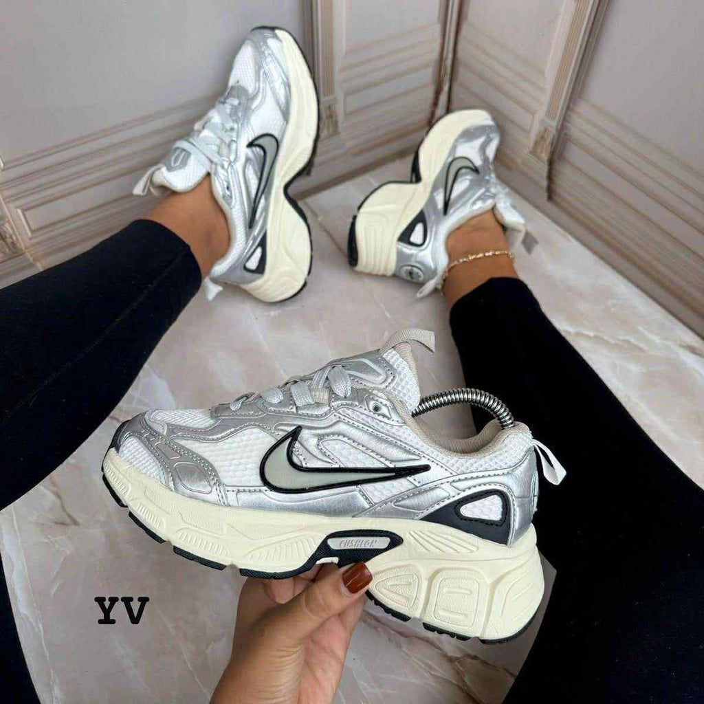 NIKE V2K MUJER