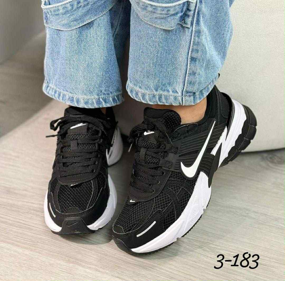 NIKE V2K  MUJER