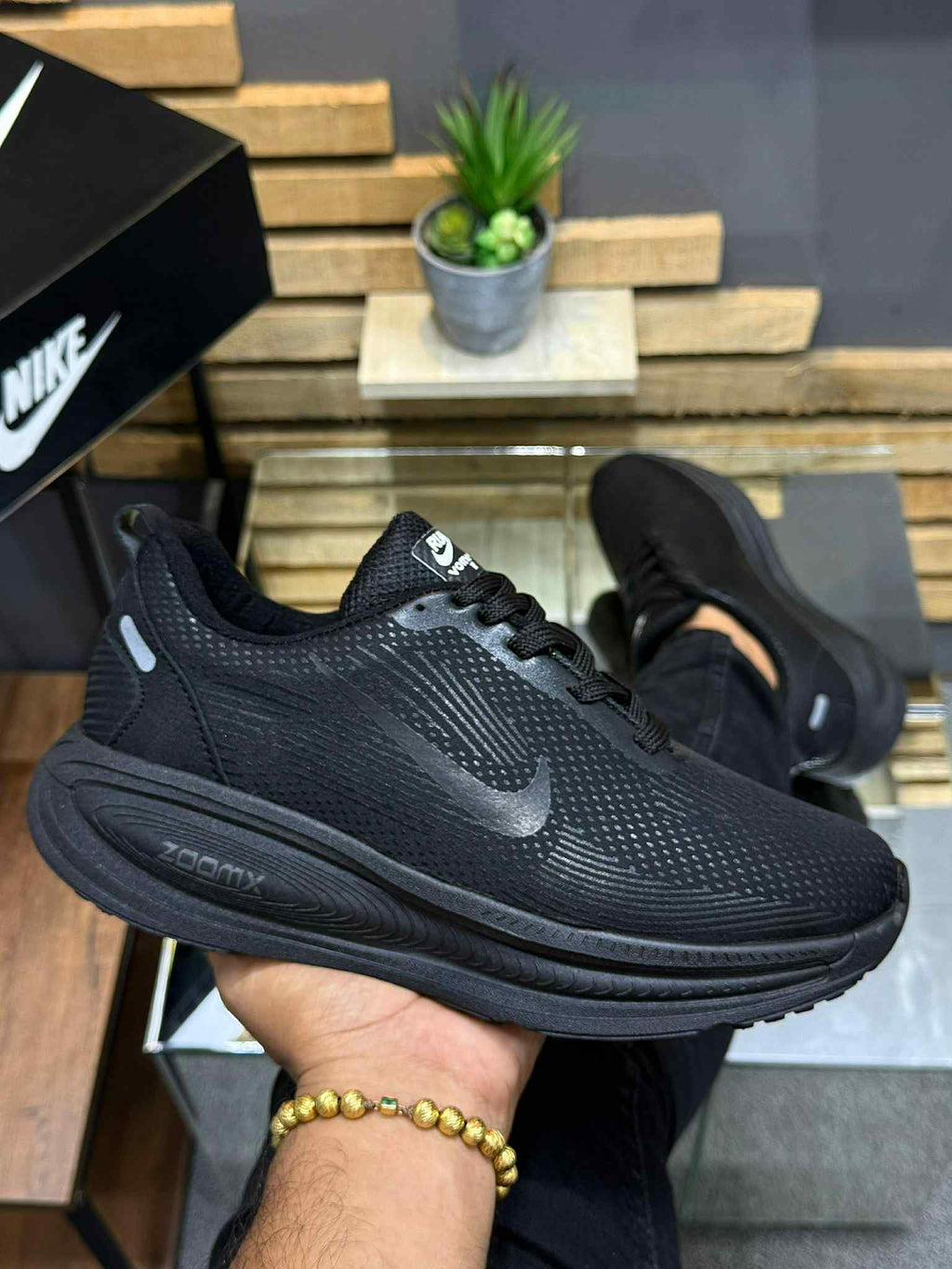 Nike Vomero 18 Hombre