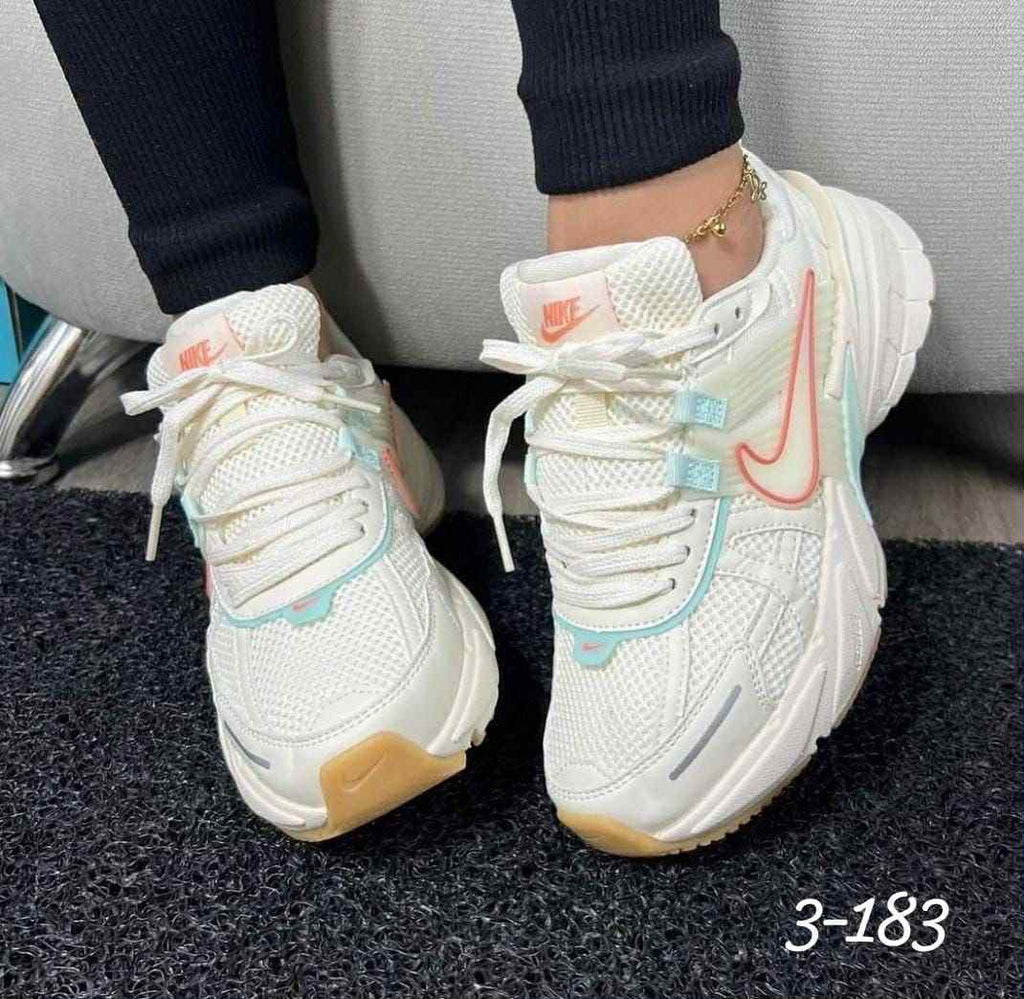 NIKE V2K  MUJER