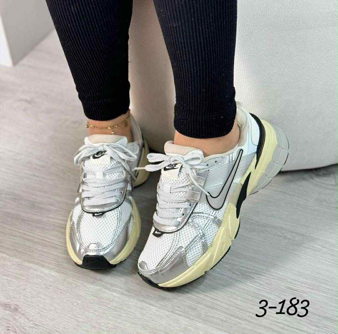 NIKE V2K  MUJER