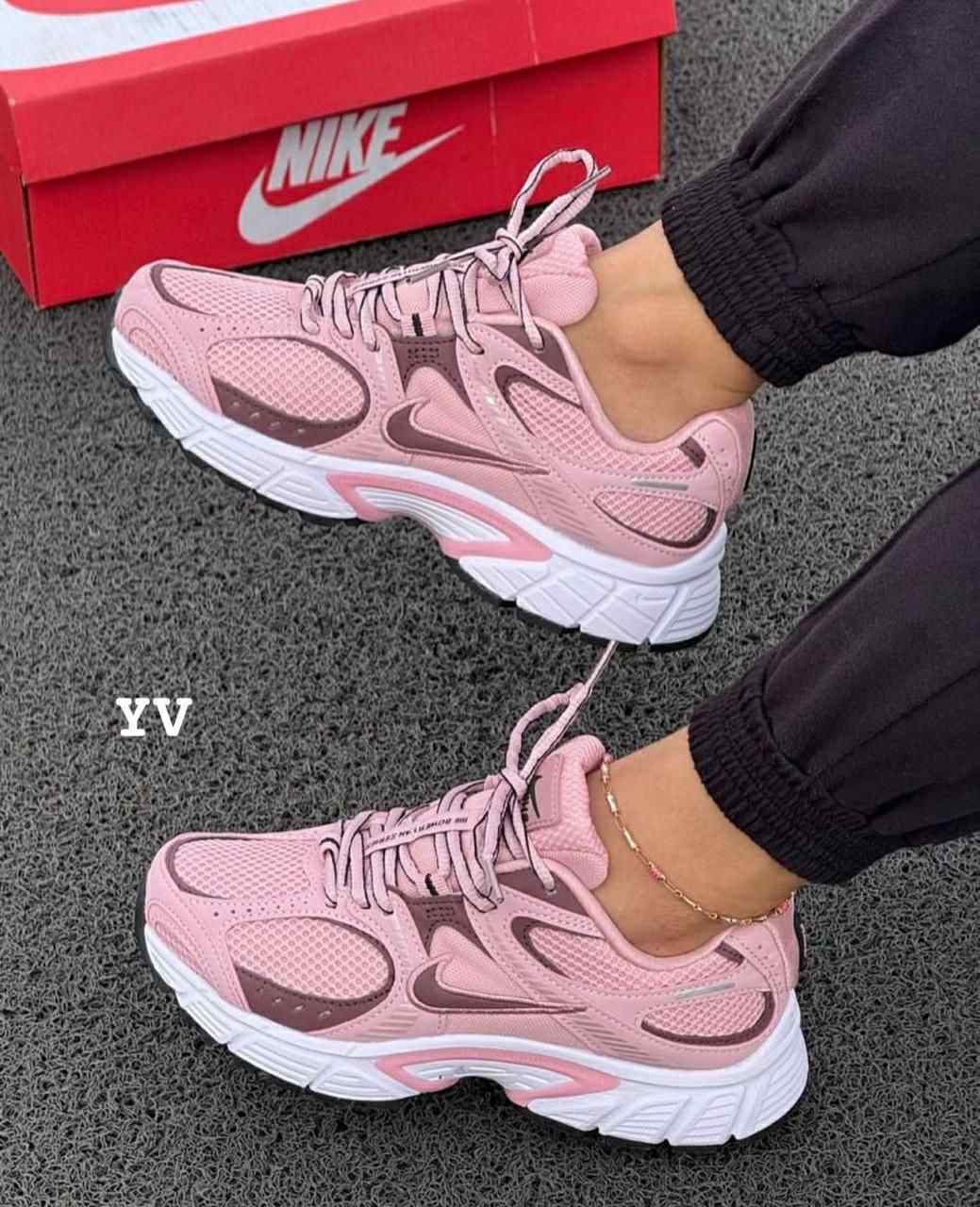 NIKE V2K MUJER