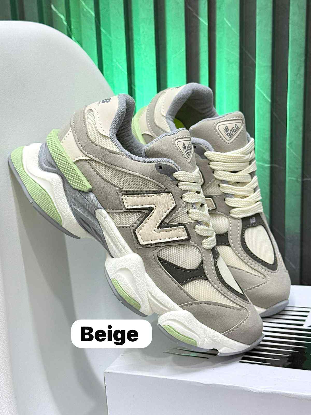 NEW BALANCE 9060  MUJER